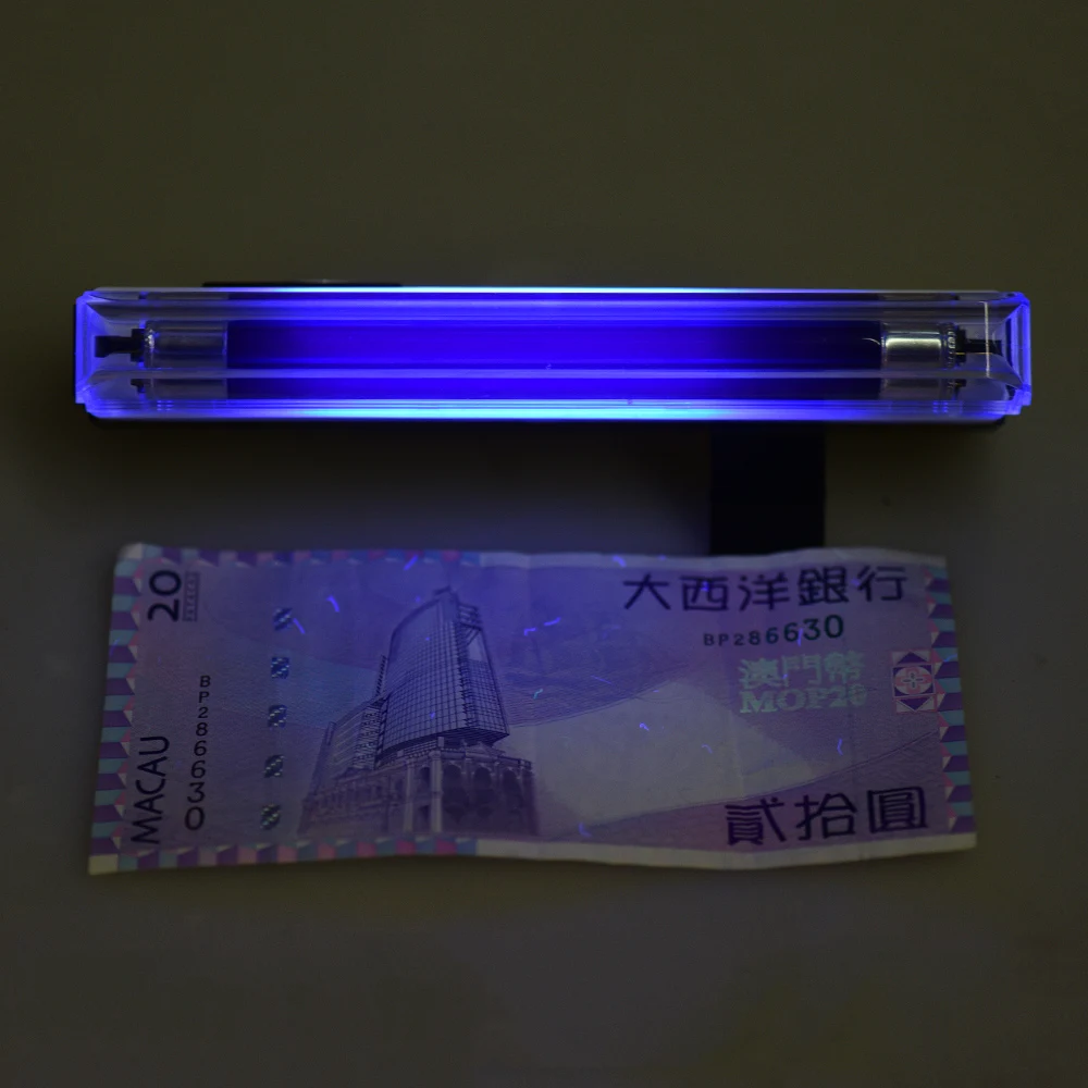 【New】2-in-1 Mini Money Detector Counterfeit Cash Currency Banknote Bill Checker Tester with UV Light Flashlight for USD EURO
