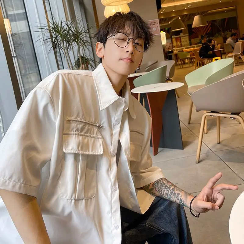 Elegant Fashion Harajuku Slim Fit Ropa Hombre Loose Casual All Match Outerwear Solid Zipper Pockets Button Short Sleeve Blusa