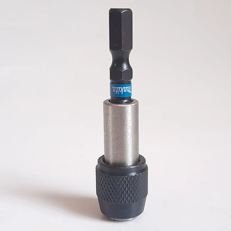 Magneettinen teränpidin, jossa näkyy kuusikulmainen pohja