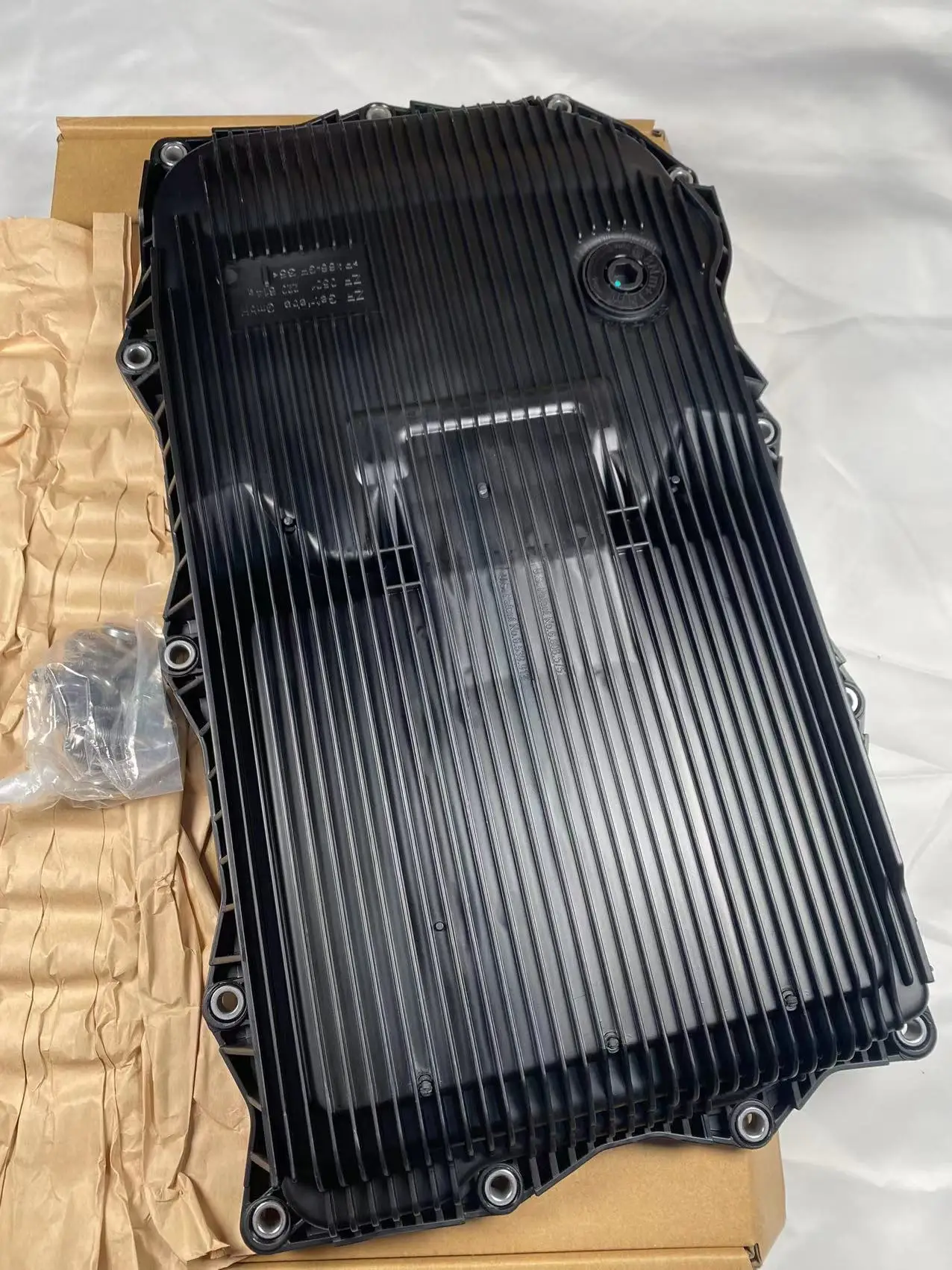 Transmission Oil Pan Filter transmission oil pan filter gasket kit For Land Rover Range 13 LR4 Sport 14 LR065238 JDE36541
