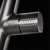 ก๊อกน้ําห้องครัวทองเหลืองสีเทาปืนหรู 1 รู ด้ามจับคู่ ระบบควบคุมคู่เย็นและร้อน พร้อมน้ํากรอง อ่างล้างจานสองฟังก์ชั่น Tap 5