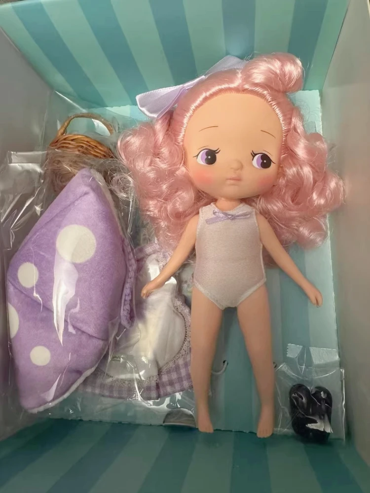 HOLALA DOLL The Three Little Pigs with Mini HOLALA or PIPITA