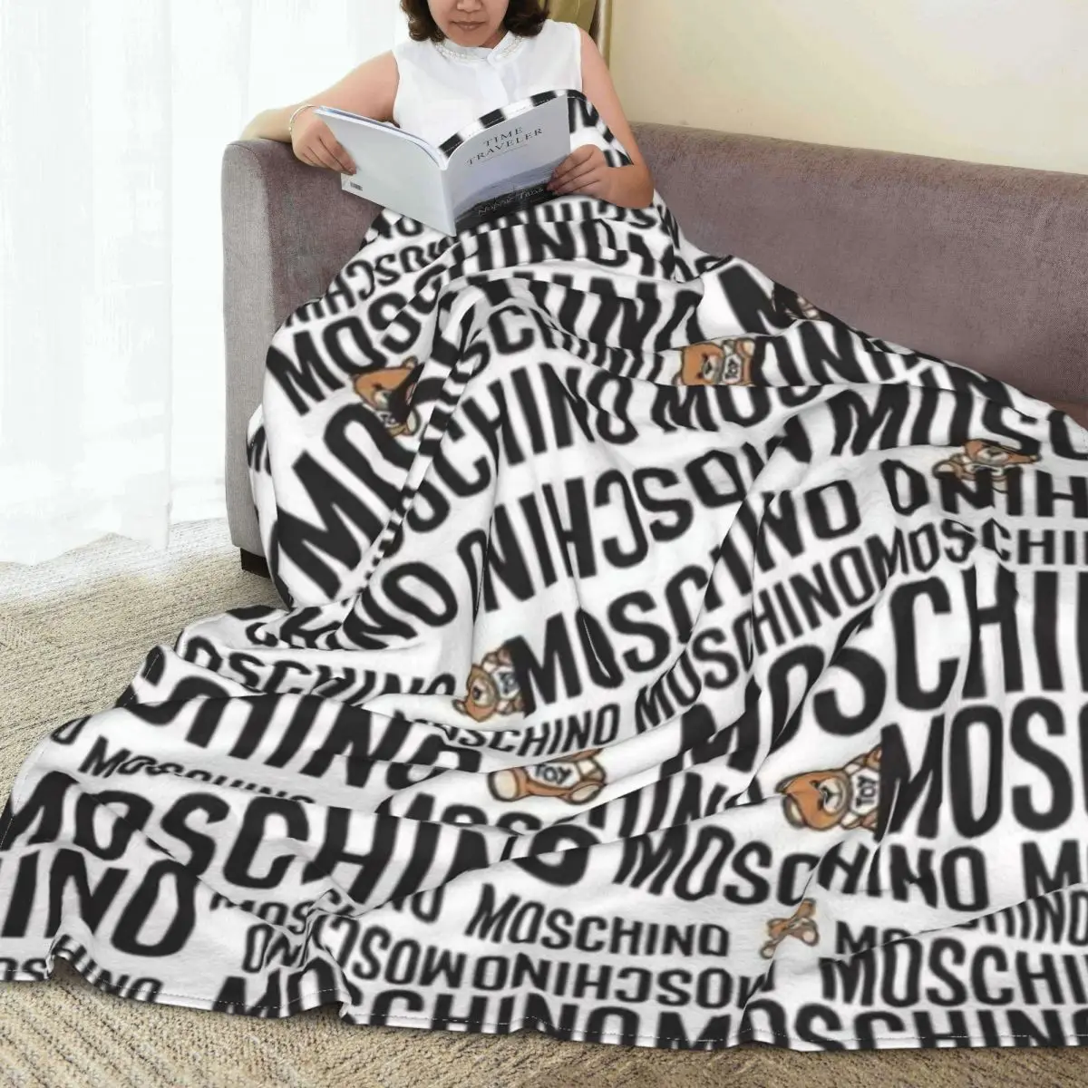 

Cute Bear Logo Flannel Blanket Quality Soft Durable Cartoon Animal Throw Blanket Spring Airplane Travel Couch Chair Bedspread