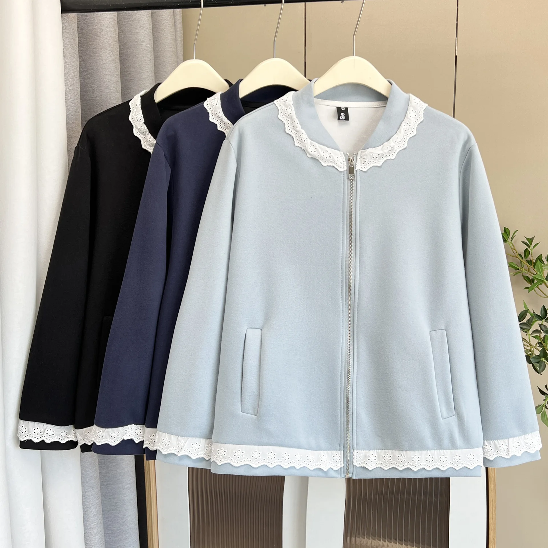 Fashion Plus Size Women's Jacket New Autumn Casual And Fresh Lace Trimmed Zipper Baseball Uniform 955