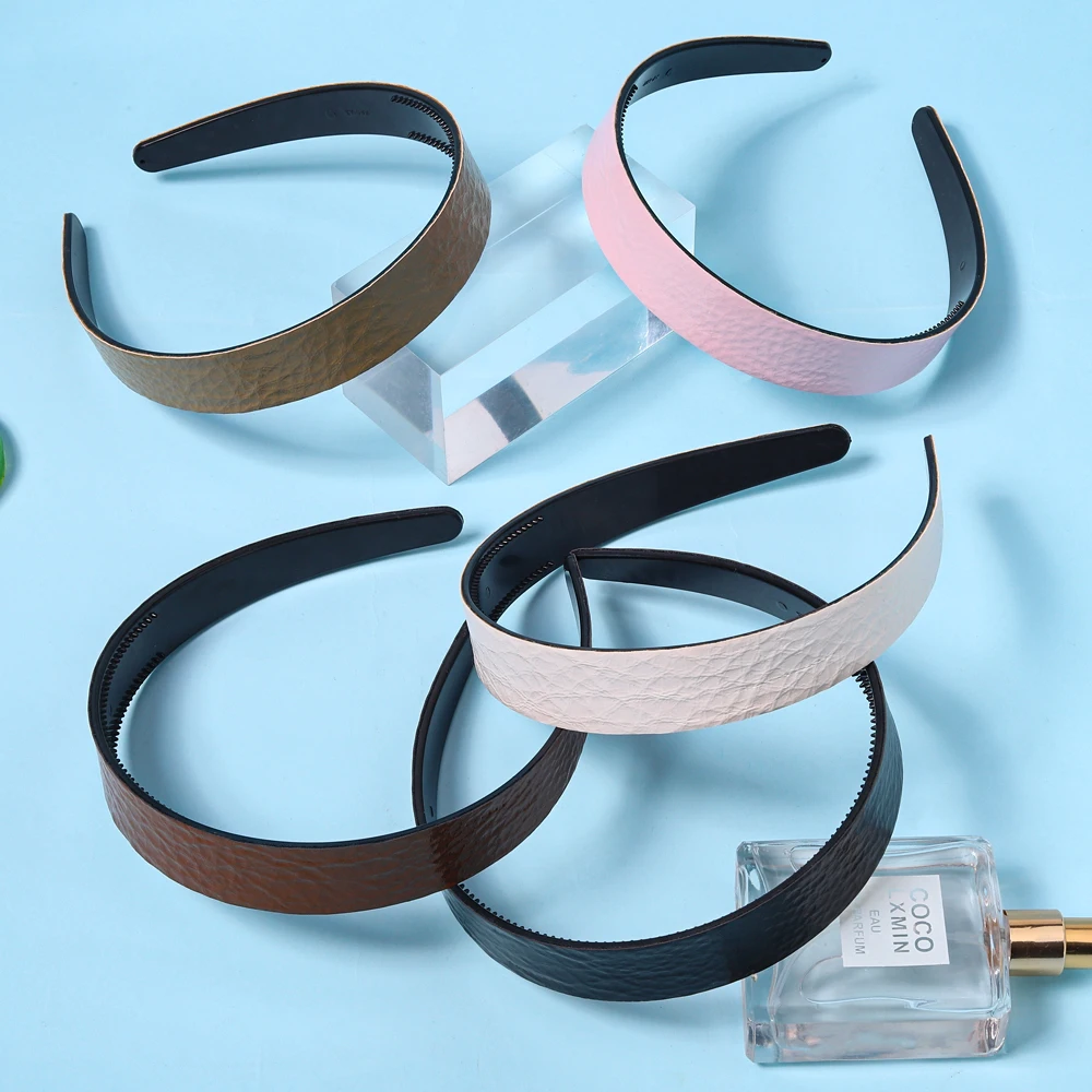 2023New Plaid HairBands For Women Girls Hairbands Elegant Solid Color Head Hoop Wide Headband Elastic Headdress Hair Accessories longchamp bags 2023new bag chain metal shoulder strap geometric bag lucky bag transformation armpit accessories doughnut chain