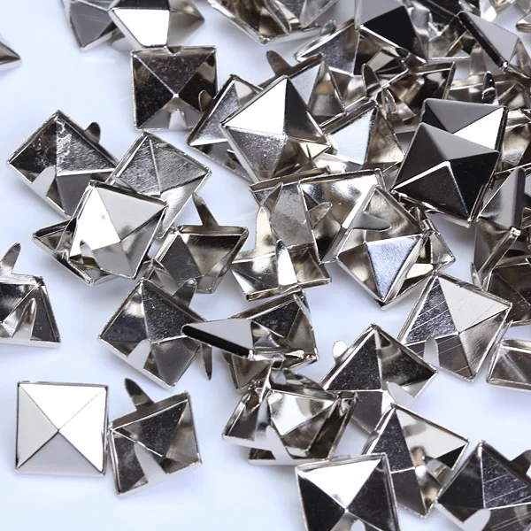 100pcs 12mm Silver Pyramid STUDS Rivets Spikes Punk Rock Goth Leather Crafts