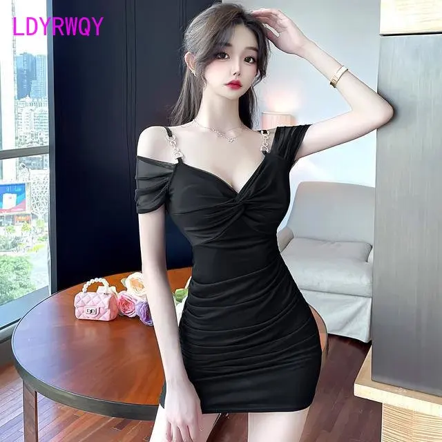 여성용 섹시한 플리츠 메쉬 드레스, 슬림 용수철, 여름 가을 기질 하의 멜빵, 엉덩이를 커버