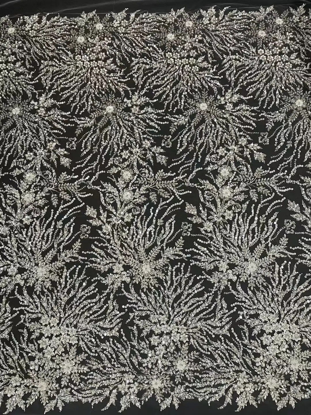 

New Design Sequence Beaded Lace Fabric Luxury French L-12226213 Embroidery Sequins Tulle Lace Fabric For Bridal Dress