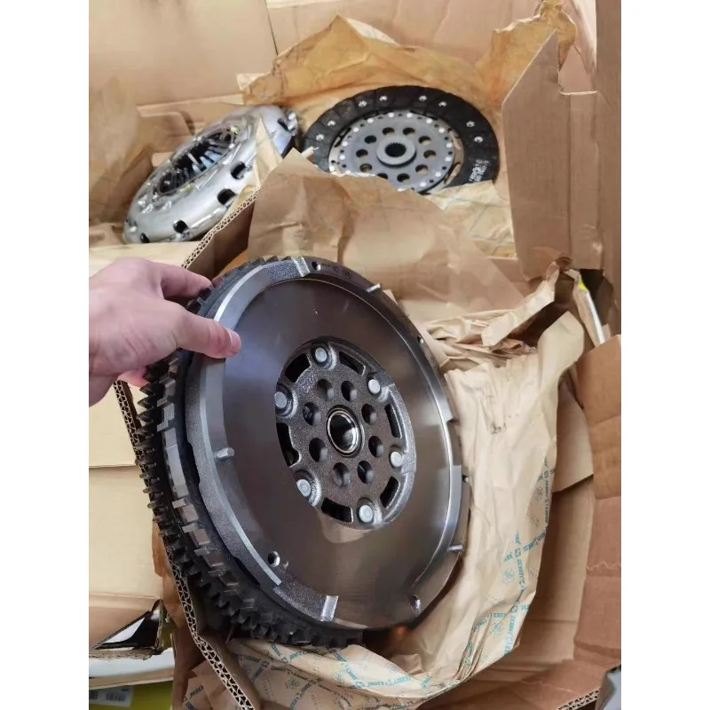 Dual Mass Flywheel Assembly Flywheel Six Speed Dual Mass Clutch Assembly for SAIC MAXUS G10 1.9T