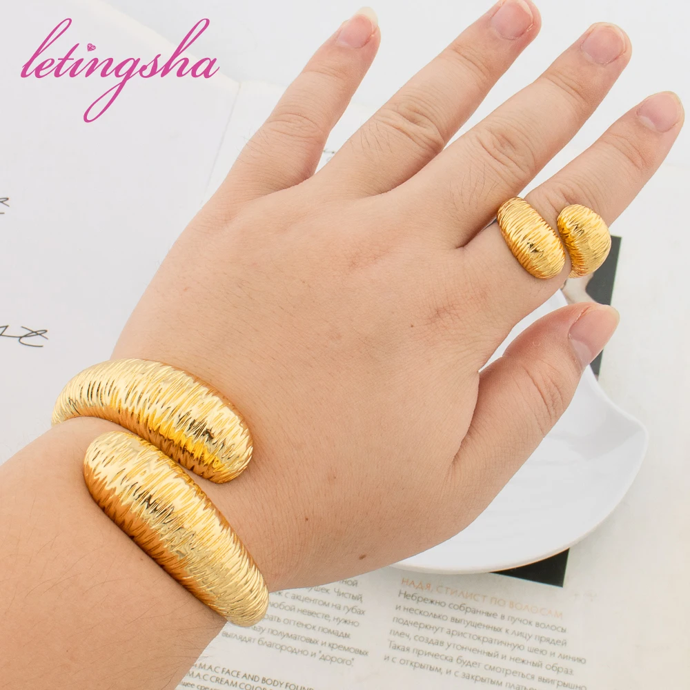Classic Copper Fashion Gold Color Bracelet Bangle Golden Plated