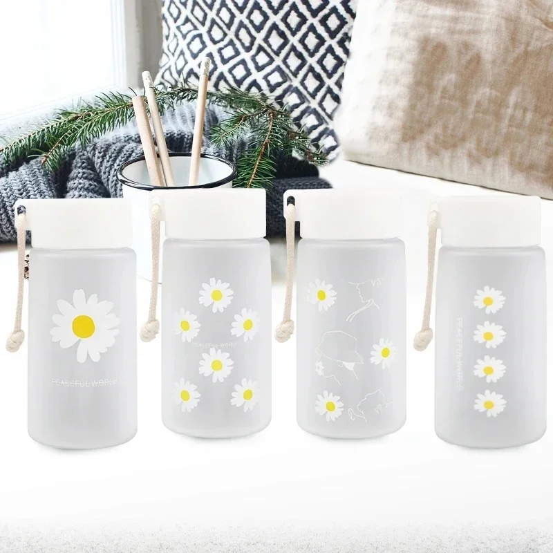 Little Daisy Water Bottles Transparent Plastic Water Cup with Rope Girl Kawaii Drink Bottle Summer Frosted Cup Juice Mug