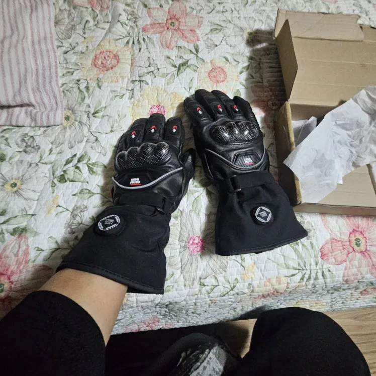 Heated Gloves Motorcycle Winter Moto Heated Gloves Warm Waterproof Rechargeable Heating Thermal Gloves For Snowmobile photo review