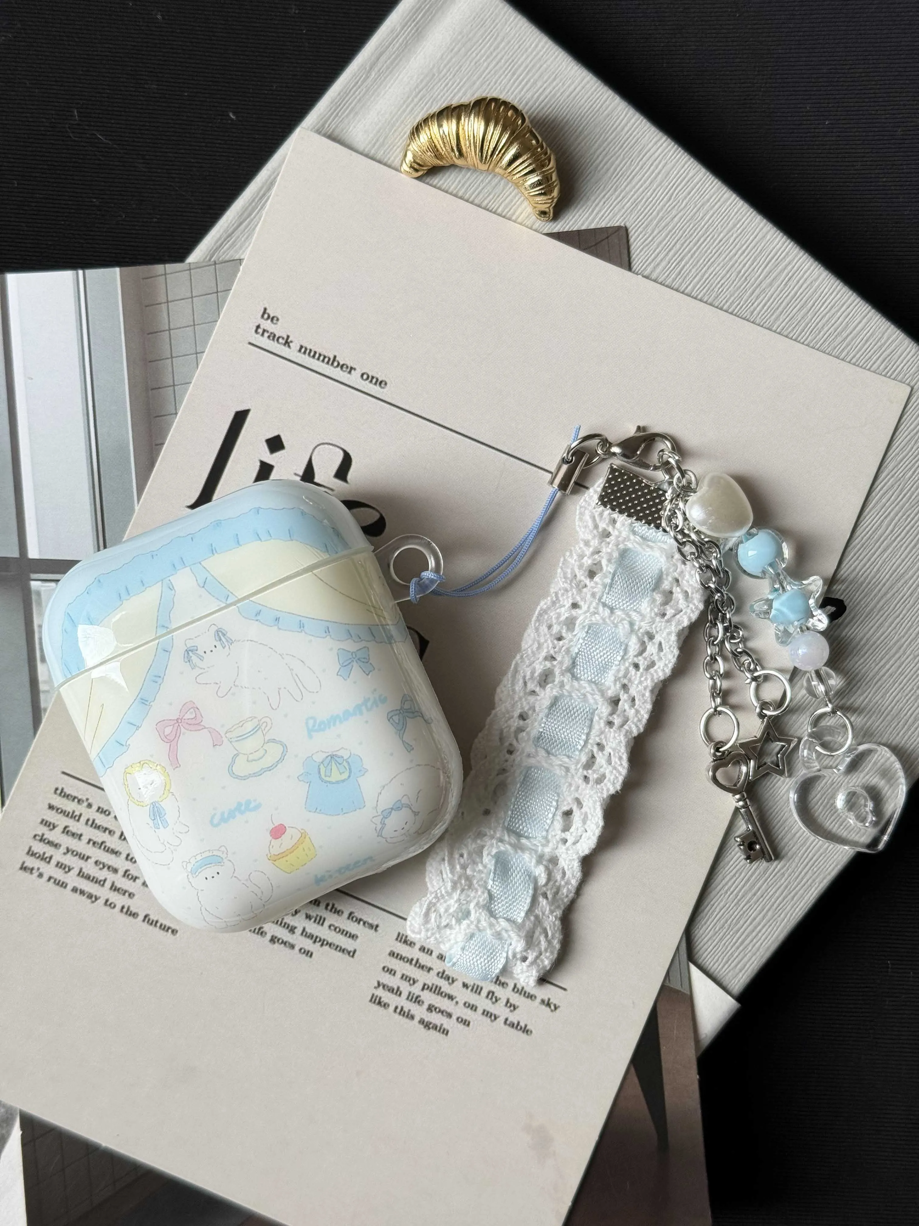 Cute Cartoon Cat Chain Earphone Case For Airpods