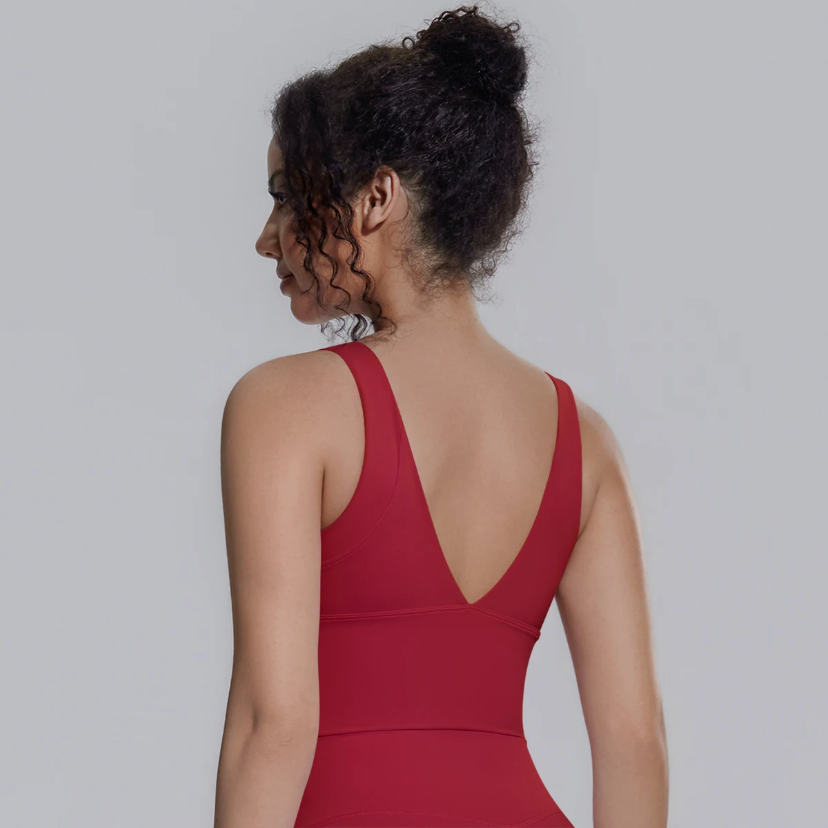 New Backless Yoga Vest for Woman Yoga Underwear with Chest Pad Summer Breathable Workout Top Running Shockproof Sports Bra