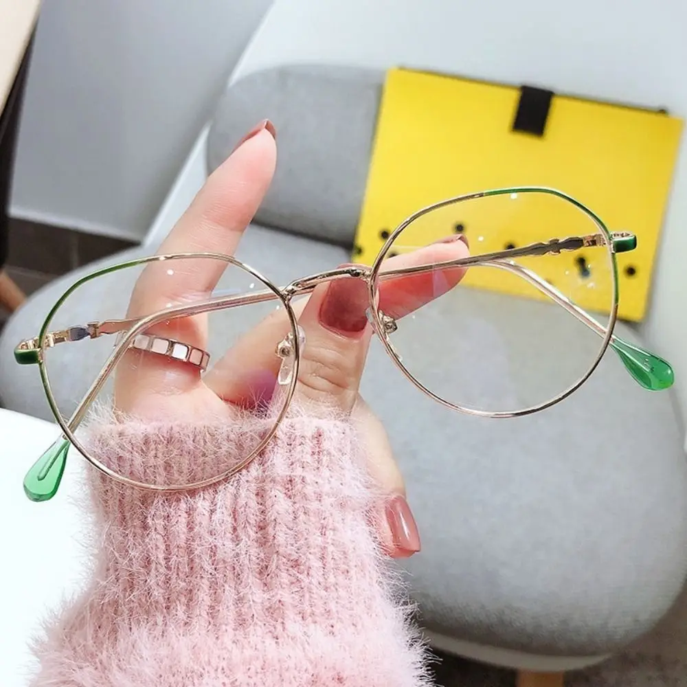 Ins Trend Runde Anti-Blaulicht Brille Frauen Männer Designer optische Brille Computer Mode Brillen Blockierung Lesebrille – Detail 5