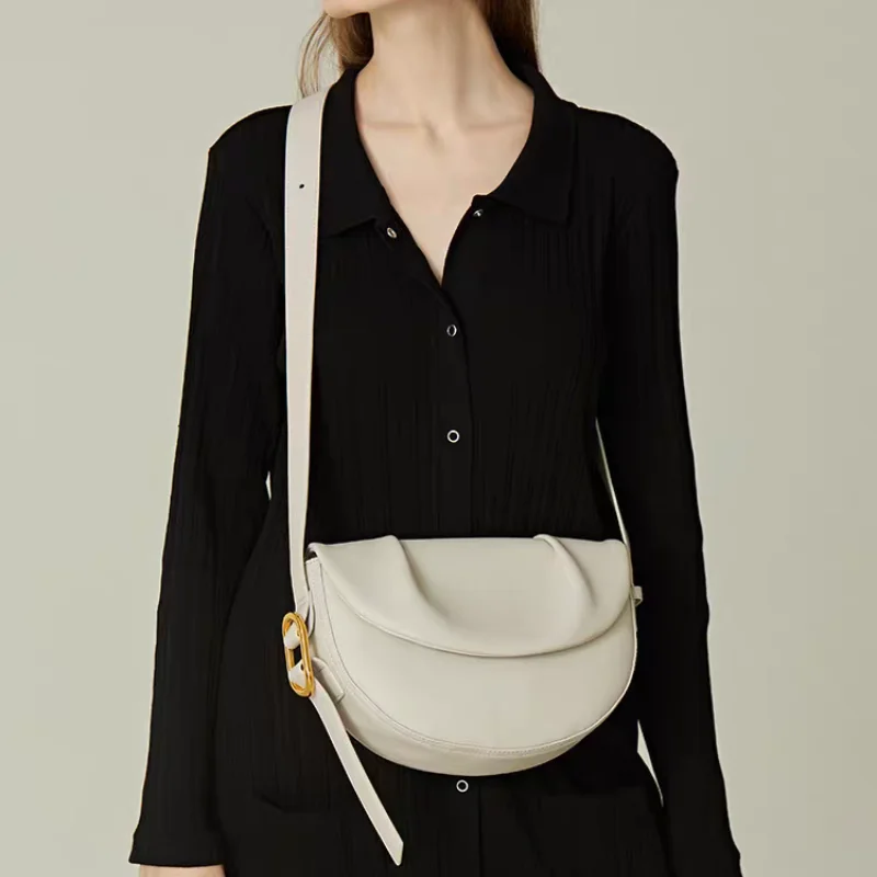 retro European crossbody bag