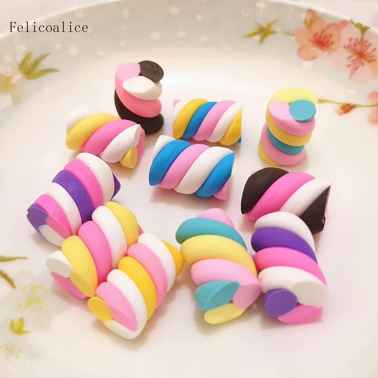 10 Stücke Polymer Clay Marshmallows Für Schleim Füllstoff Zugabe Zubehör Küche Spielzeug Lebensmittel Für Puppenhaus Dekoration Charms – Detail 13