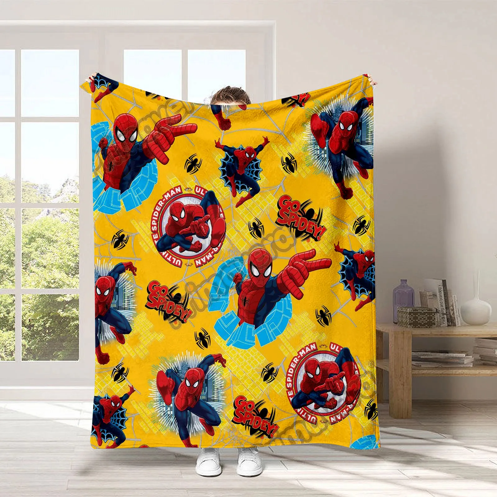 thumbnail image 1 of Manta de franela con dibujos animados de Spider Man, figuras de los Vengadores, manta para el sofá del hogar, manta para la hora del almuerzo, manta para niños y estudiantes, funda para la siesta para, 1 of 5