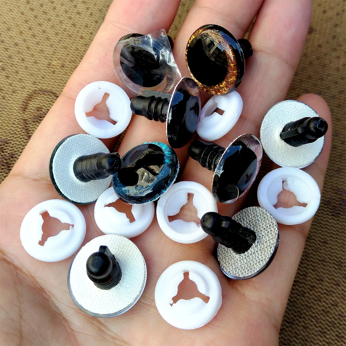 20 szt. 18mm ekscentryczne-źrenica brokatowe płaskie oczy zabezpieczające do szydełkowania zabawki Amigurumi rękodzieło DIY zabawna zabawka oczy lalka zwierzę akcesoria