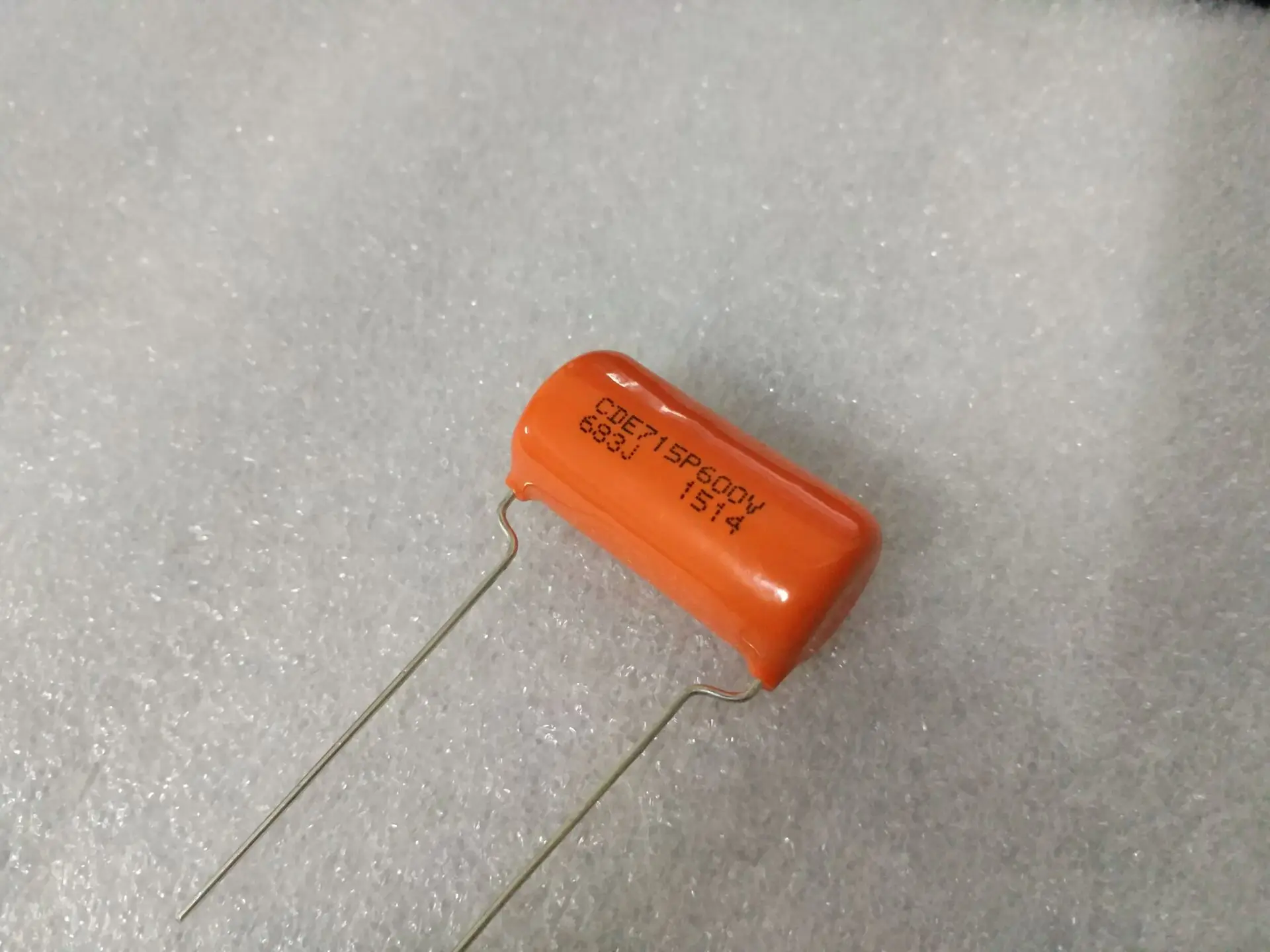 30pcs/lot original SPRAGUE 715P series tube amplifier coupled guitar film capacitor free shipping 715p orange drop capacitor caps 022uf 600v 223j for sprague guitar bass