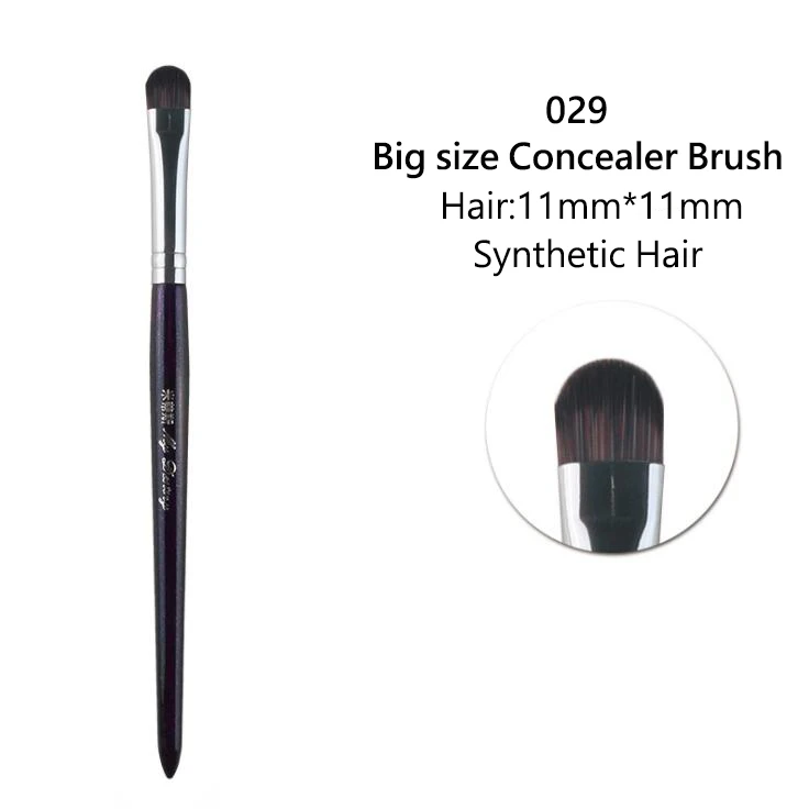 Deluxe Round Head Makeup Brush for Flawless Foundation and Blush Application