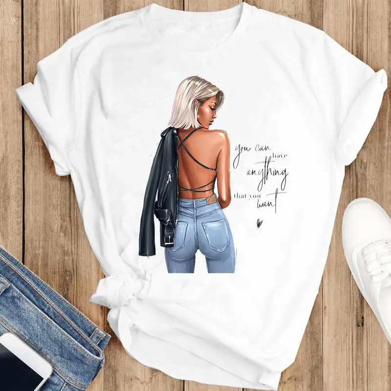 Рисунок 4 - Футболка женская в эстетике 90-х годов