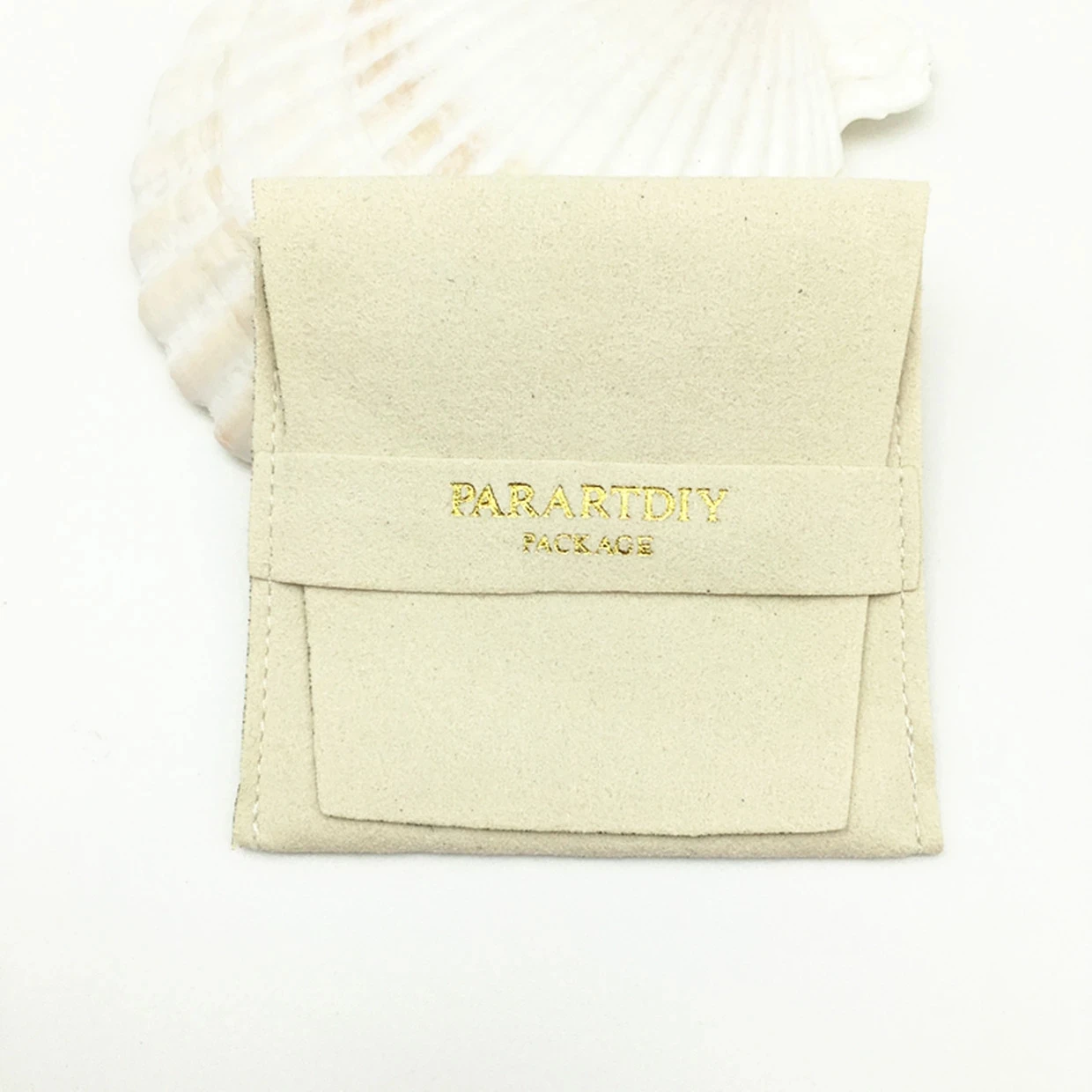 

50pcs personalized cream debossed logo printed microfiber jewelry pouch bag ring brooch bag beading pouch off white bag suede