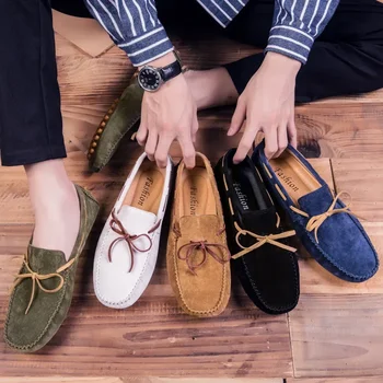 2023 Scarpe casual da uomo in pelle di marca di lusso comode slip on mocassini formali da uomo mocassini scarpe da guida maschili morbide italiane 1