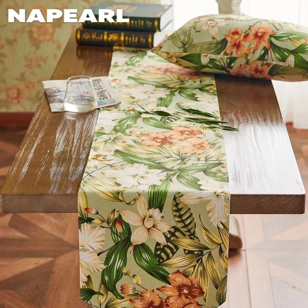 NAPEARL Green Flower Print Table Runner Dinner Table Decoration for Kitchen Eating House Restaurant 1PC