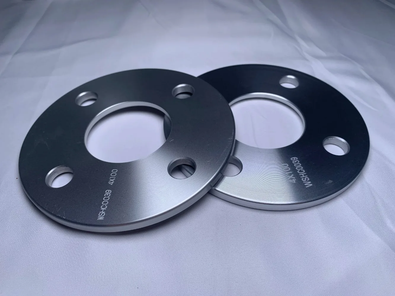 2pcs 9mm Wheel Spacers Adapters PCD 4x100 Center Bore 54.1mm