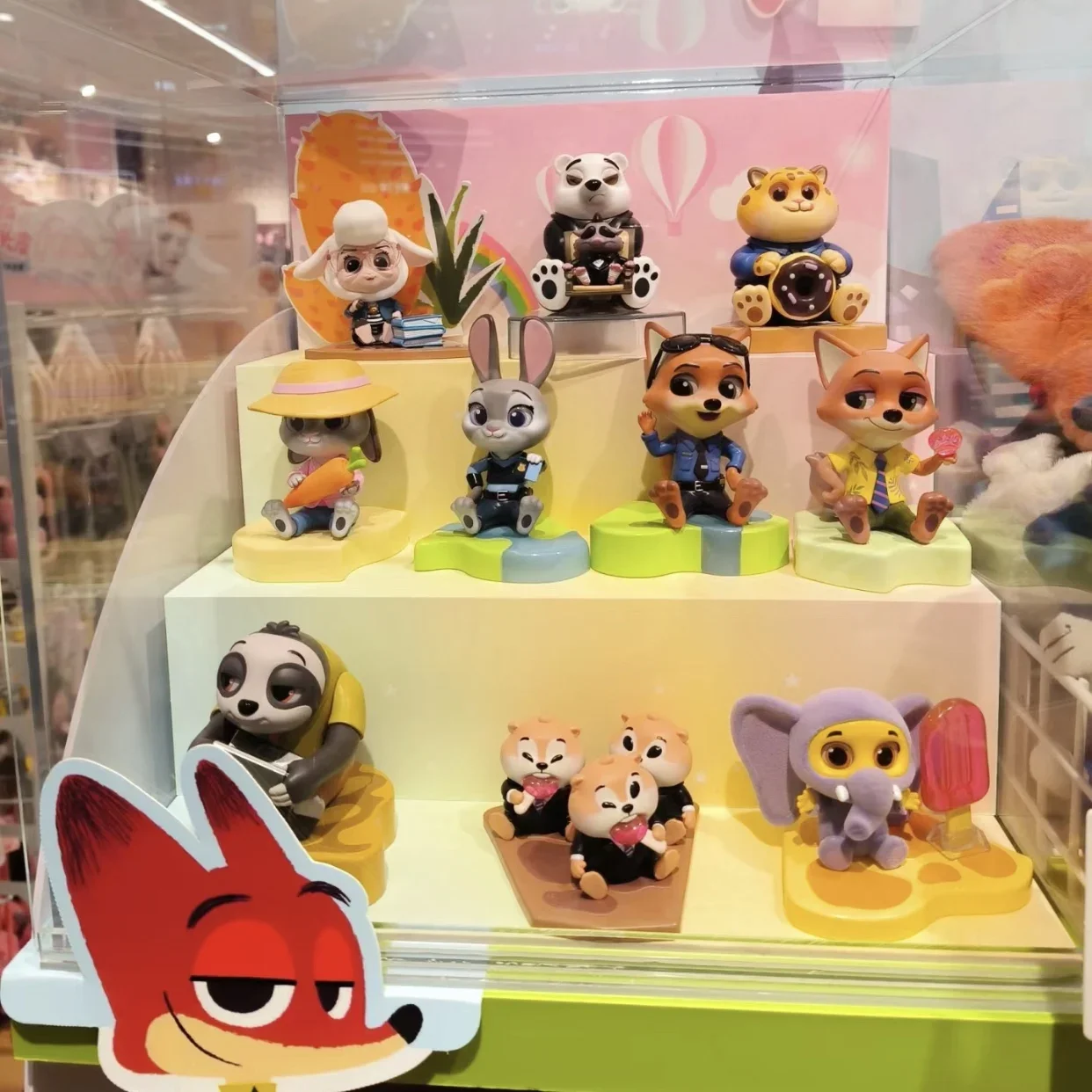 MINISO ズートピア 秋の庭シリーズ フィギュア8個セット MINISO ズートピア 秋の庭シリーズ フィギュア8個セット