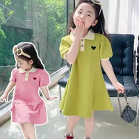 Robe d'été pour filles, édition coréenne, rayée, revers fraise, tenue décontractée, nouvelle collection 2025 4