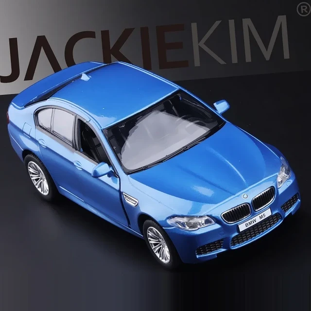 PARAGON BMW M5 F10 1/18 Miniature Car Blue 5 Series