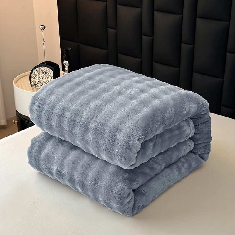 Luxurious 3D Bubble White Plush Fleece Blanket - Ultra-Soft Textured Throw
