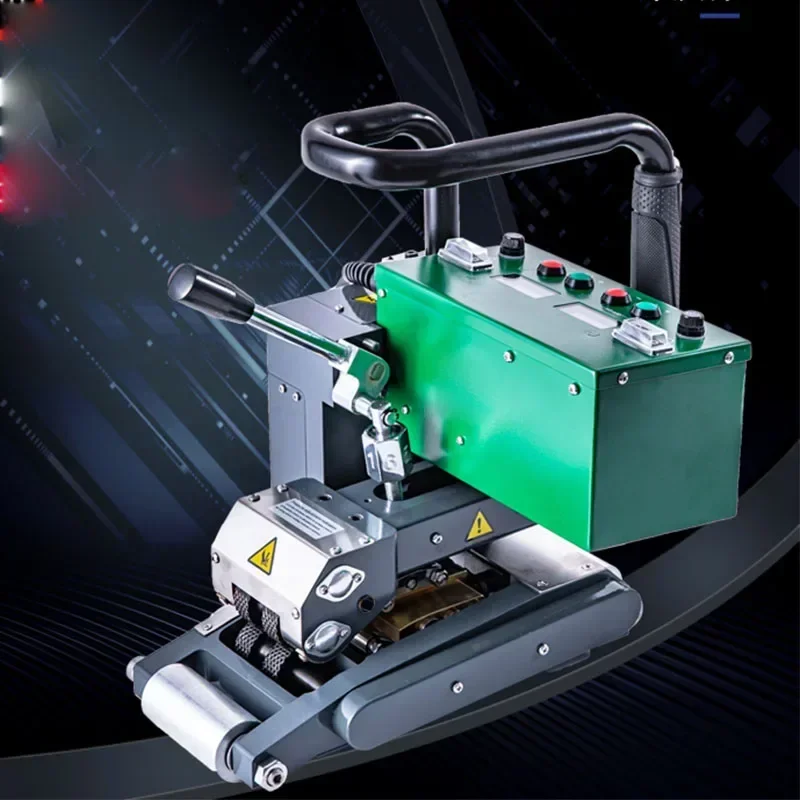 New Thick Film HDPE Geomembrane Welding Machine High-power Anti-seepage Film Automatic Climbing Welding Machine LST900
