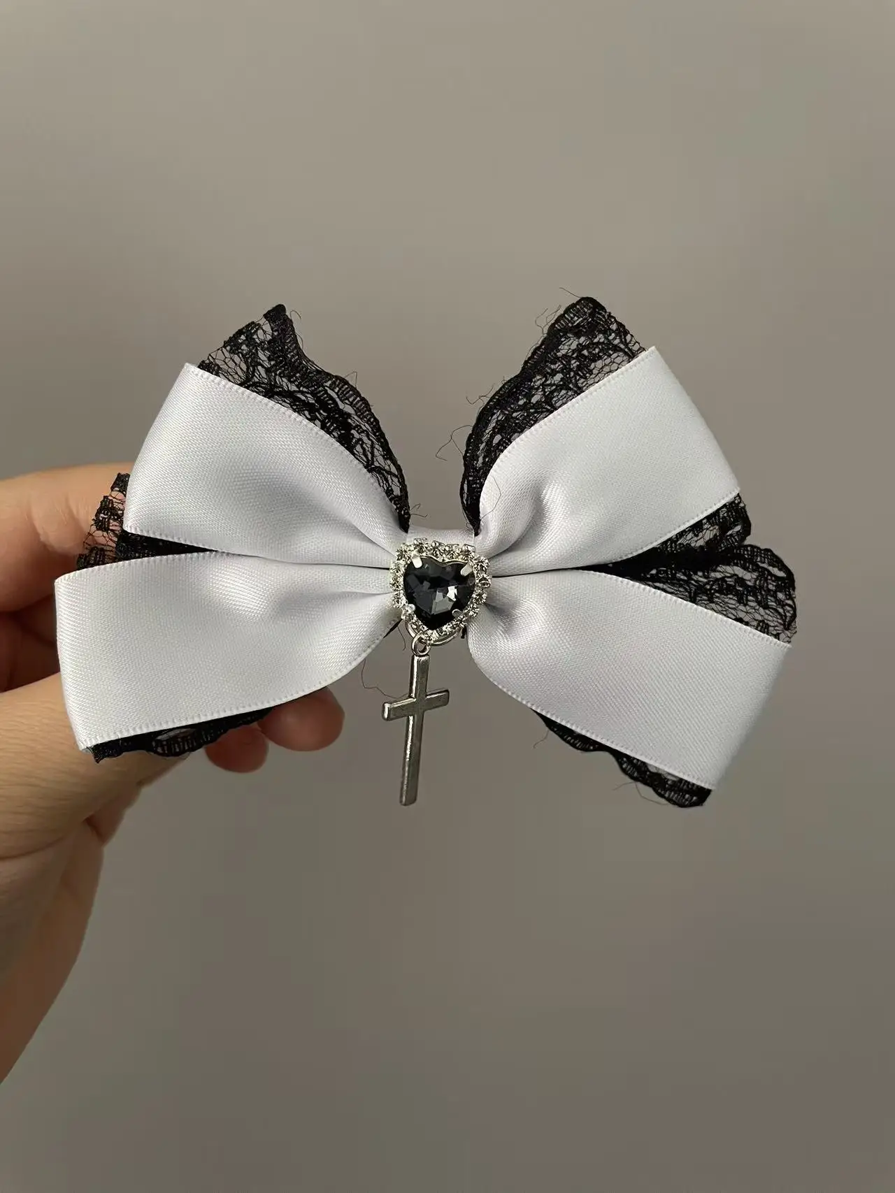 2 Stück/Set Haarspange im gotischen Stil mit herzförmigem Kreuz und Spitze, Landmine-Serie für Damen, massenproduziertes Lolita-Haaraccessoire – Detail 7