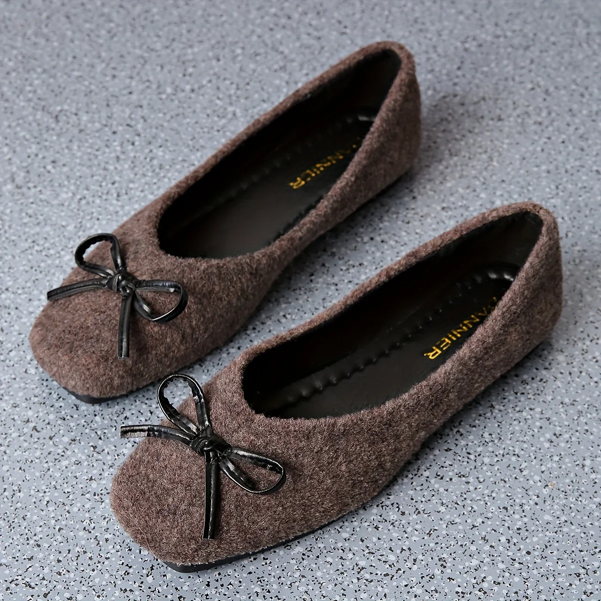 Cozy Bowknot Slip-On Flats for Women - Plush Lined, Warm Winter Shoes with Square Toe & Rubber Sole
