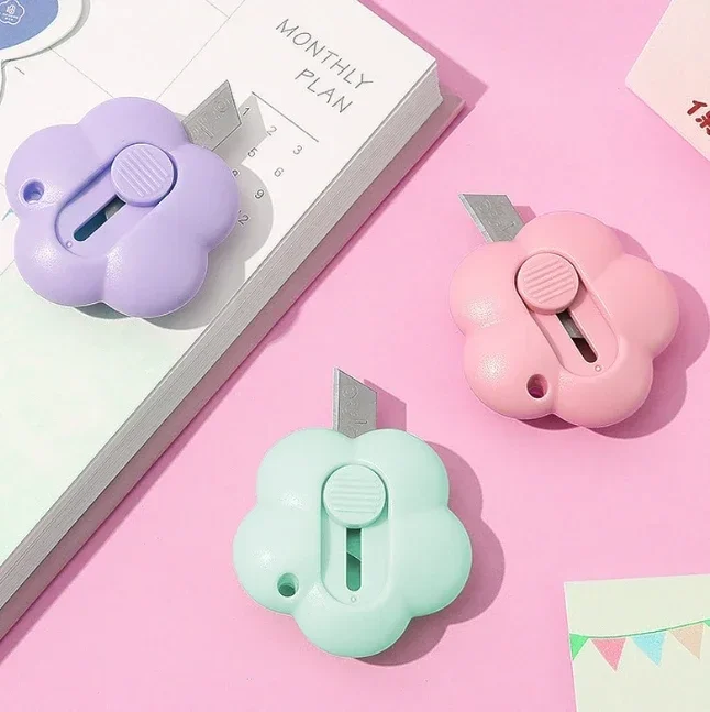 Cute Mini Art Utility Knife Flowers Shape Cutter Express Box Paper Envelope Opener Blade Pocket Knife Stationery Supplies