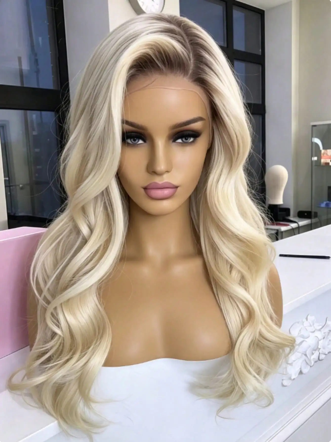 180 Density Ombre Blonde Wave Lace Front Wigs Human Hair 13x4 HD Transparent Lace Front Wigs for Women Pre Plucked Glueless wigs 4