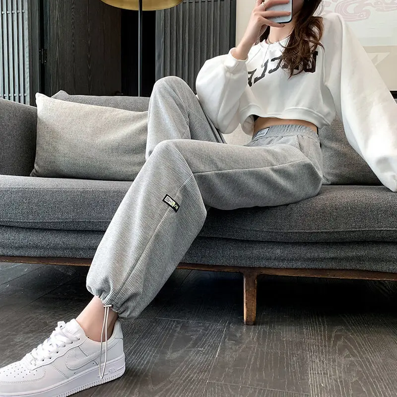 103388-c0dfec.jpg