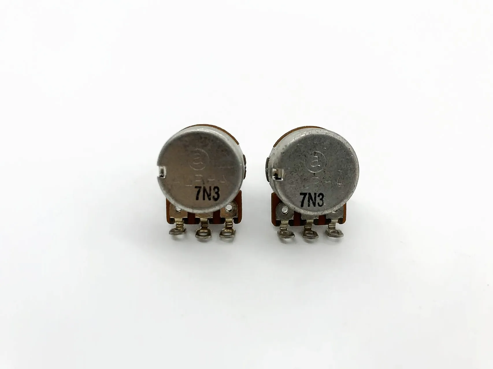

Professional ALPHA Brand Potentiometer Pots Mini A200K Tone Long Shaft for Electric Bass & Guitar s Accessories Stock Discount