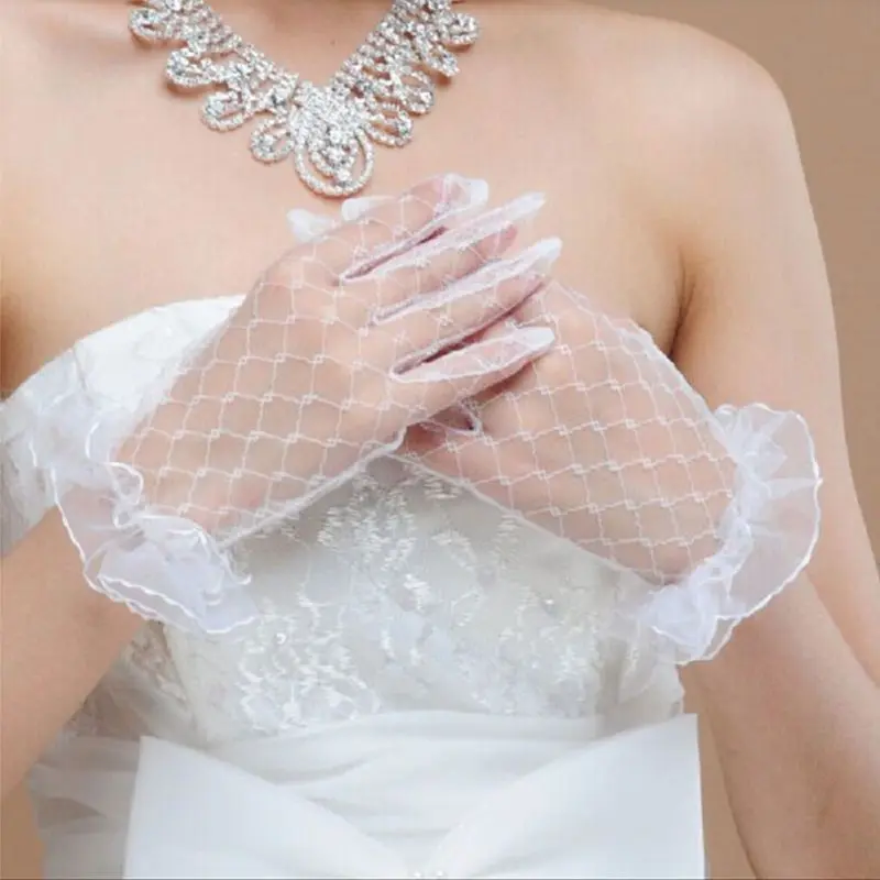 1 Pair Bridal Wedding Short Gloves Full Fingered Transparent Rhombic Gauze Ruffle Lace Trim Wrist Length Mittens Party lace gloves wedding dress gloves