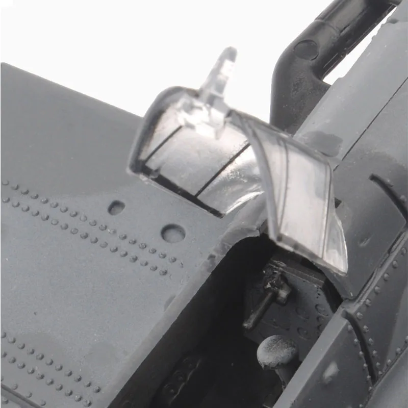 20*18CM  Assemble Fighter Model Toys Building Tool Sets Combat Aircraft Diecast War-II BF-109 Hurricane Spitfire Pirate Military 3