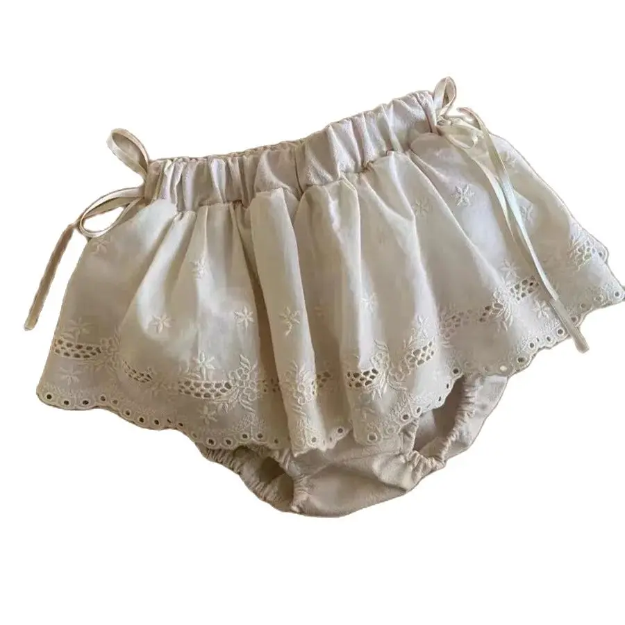 Baby Trousers Baby Cotton Bloomers Girls Sweet Large PP Pants 0-24M Newborn Baby Lace Shorts Skirt Infant Cute Hollow Out Flower Breeches