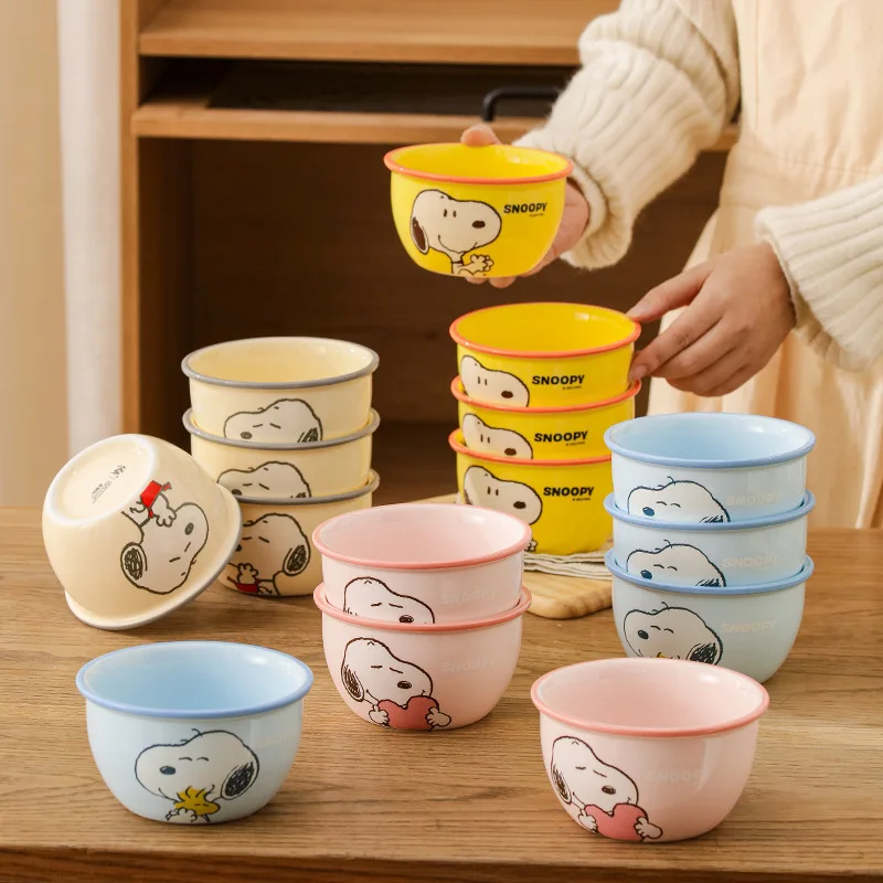 Kawaii Snoopy Genuine Ceramic 4.5-Inch Tableware Bowl 4Pcs Cartoon Large Capacity 400Ml Soup and Rice Bowl Gift Box