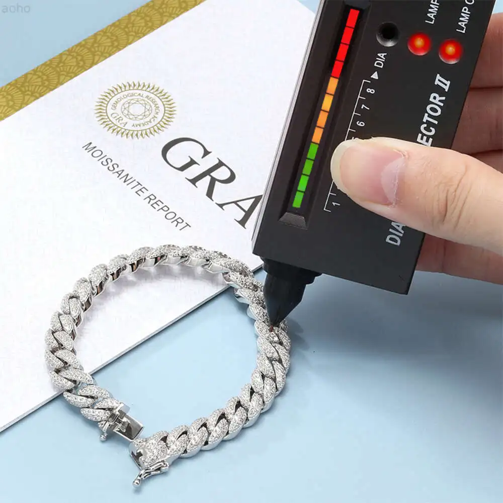 

Arrival Moissanite Cuban Link Bracelet 8.5mm Mens White Gold Plated Cuban Link Bracelet Moissanite with Gra Certificate