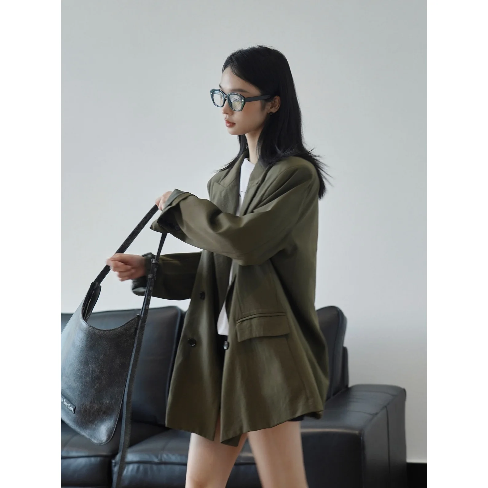 Autumn New Korean Version Fashion Retro Wide Shoulder H-shaped Suit Loose and Slim Casual Commuter Coat for Women