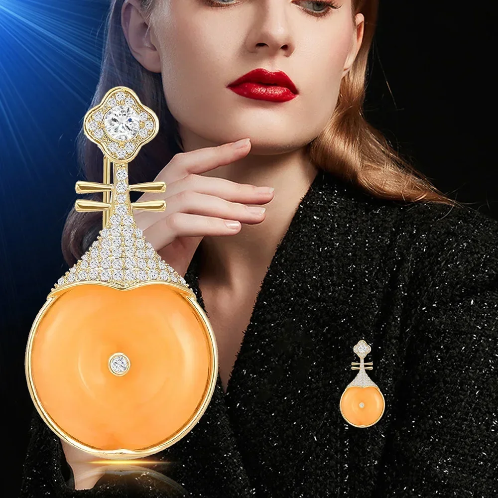 Vintage Brooch for Women Pipa Musical Instrument Brooches Light Luxury Rhinestone Zircon Inlaid Women's Coat Lapel Pins Gifts