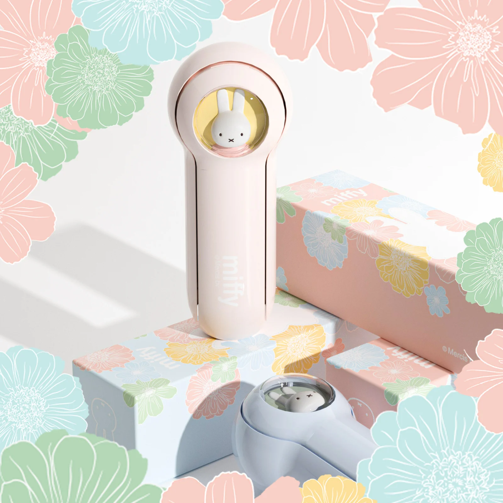 MIPOW Mini Silent Small Fan Folding Portable Usb Electric Desk Multi Function Household Portable Charging Multifunctional Power