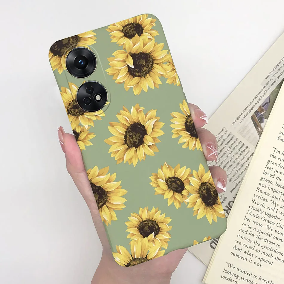 Fashionable Heart & Flower Cat Design Silicone Shockproof Phone Case - Frosted Back Cover